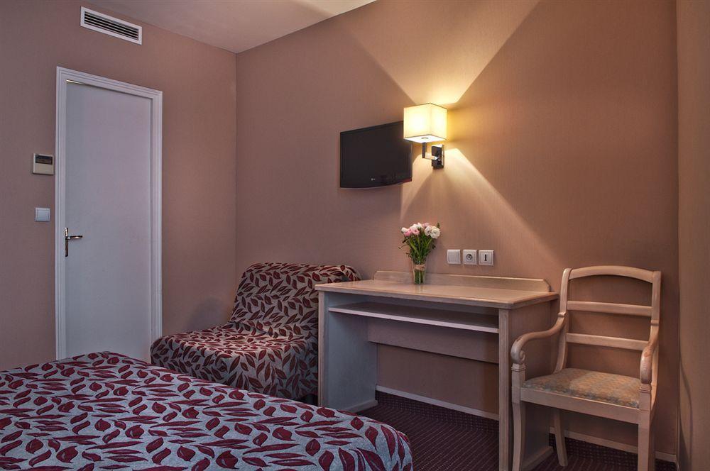 Hotel Eugenie Paris Dış mekan fotoğraf