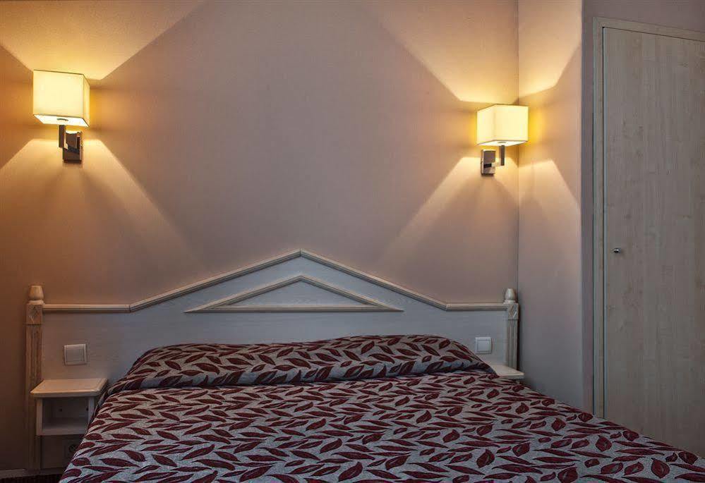 Hotel Eugenie Paris Dış mekan fotoğraf